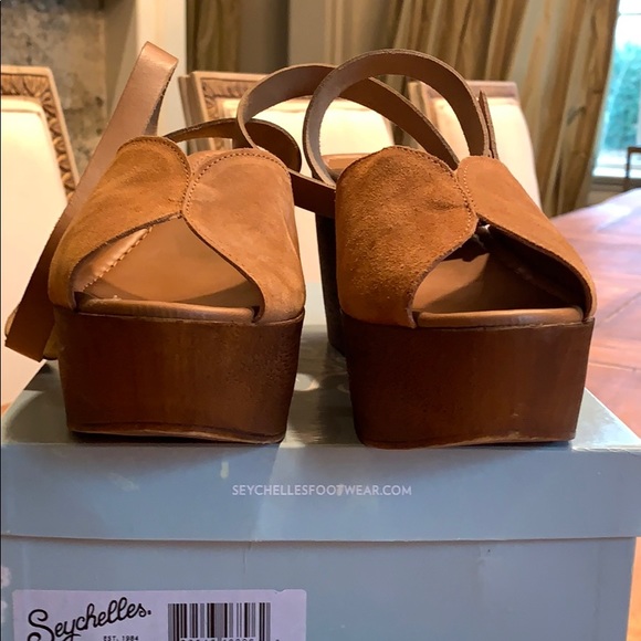 Laugh More style Seychelles wedge sandal - Picture 2 of 8